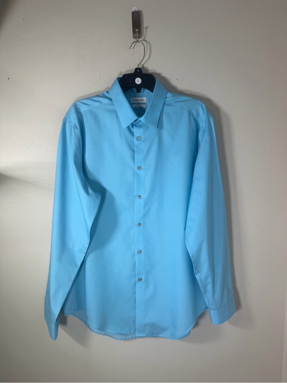 Calvin Klein Light Blue Long-Sleeve Dress Shirt